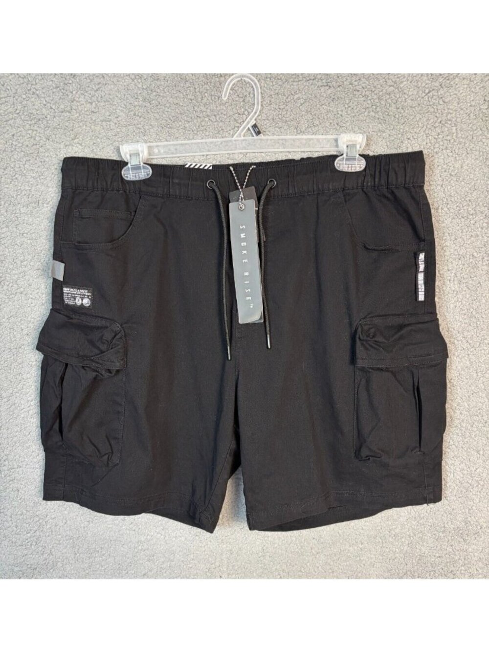 Smoke Rise Men's Twill Multi Pocket Cargo Shorts WS23299 Black 2XL NWT's.